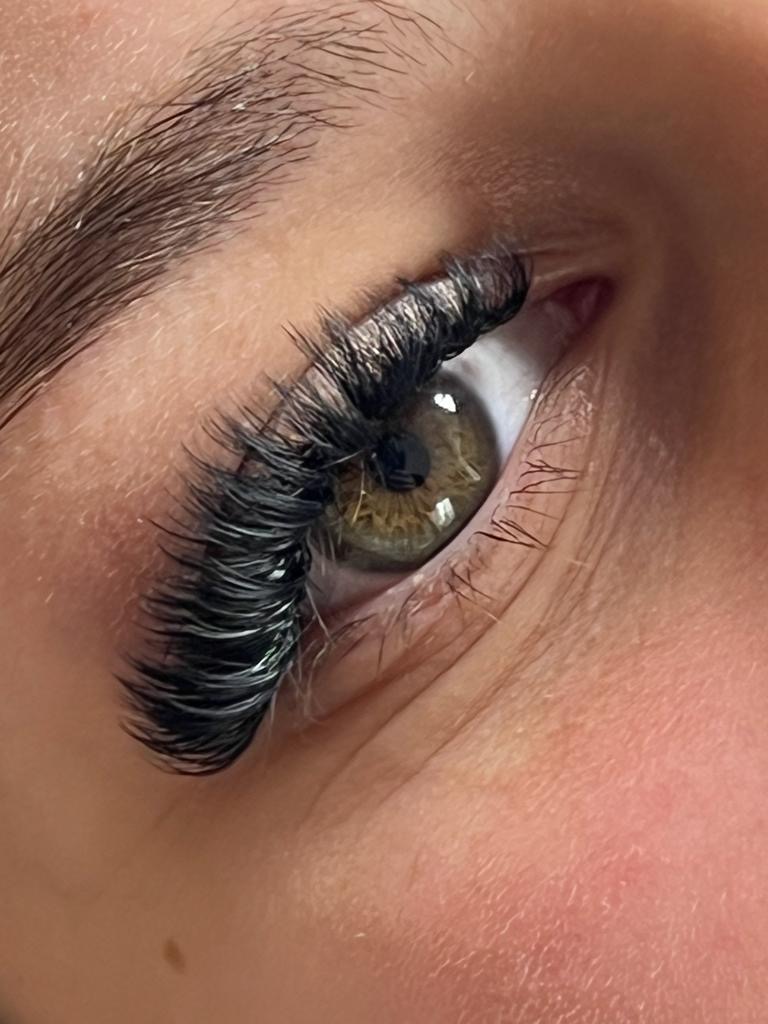 Wimpernverlängerung Ergebnis bei Beauty Home